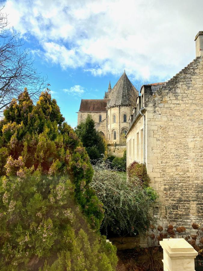 Le Capella, Magnifique Maison Au Calme Avec Garage Caen Zewnętrze zdjęcie